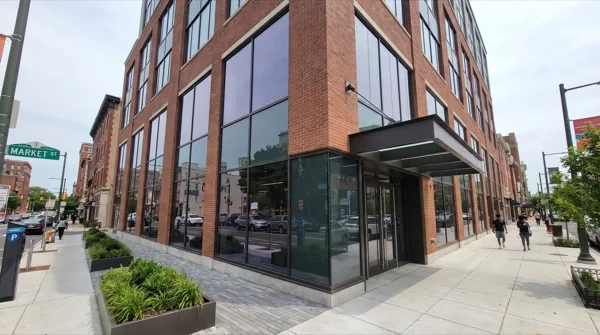 Retail storefront with exterior refinishing film in Philadelphia